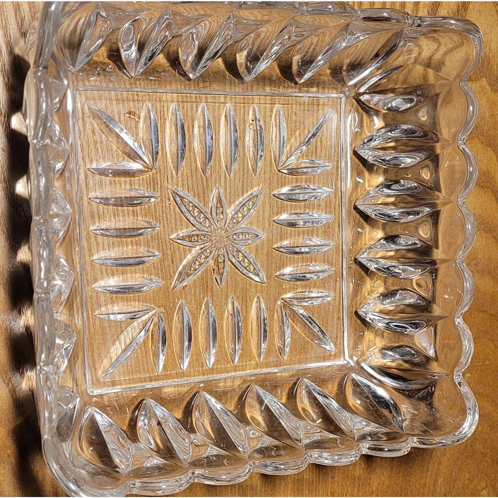 Vintage Indiana Glass;| Depression Glass | Beautiful Vintage Square Serving Bowl